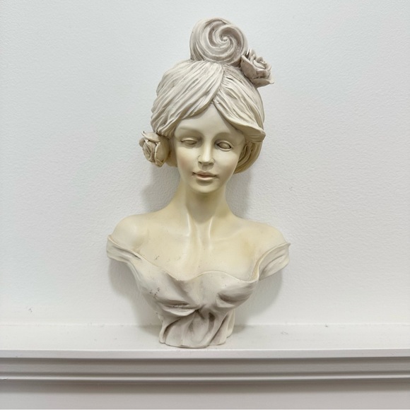 Vintage Lady/Woman Bust Sculpture Statue Figurine Resin Home Decor Art 9” - Picture 2 of 16